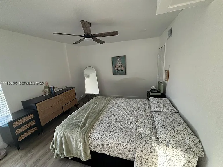 5345 Avon Ct #5345 — Photo 8