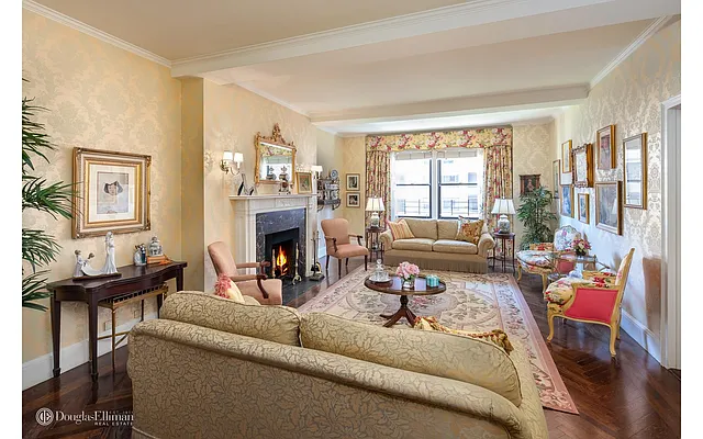 Sold by Douglas Elliman | media 22