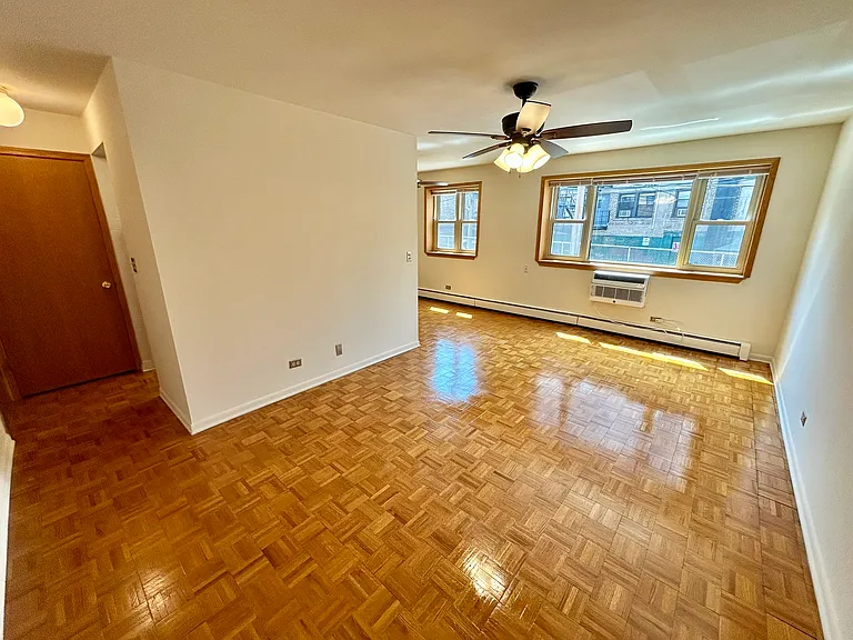 531 W Deming Place — Photo 30