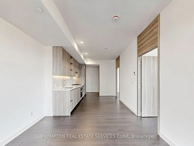 68 Esther Shiner Blvd #1011 — Photo 6