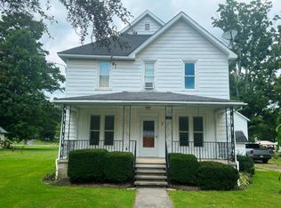 7 Race St, Sugar Grove, PA 16350