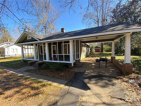 2nd image of 5407 Horseshoe Dr