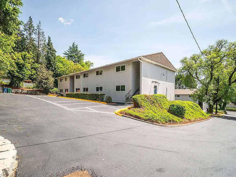 3202 E Mill Plain Blvd #1 — Photo 10