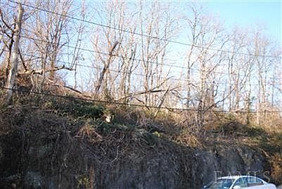 4th image of 11 Murray Ave