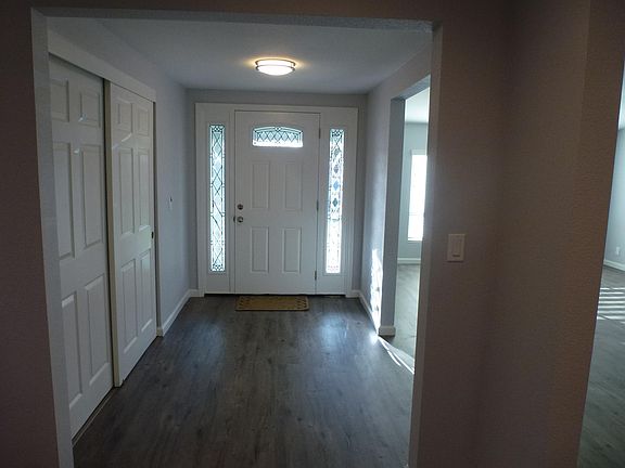 3rd image of 4740 Bordwell Dr
