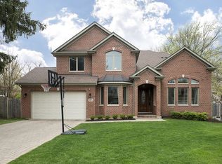 1872 Butternut Ln, Northbrook, IL 60062