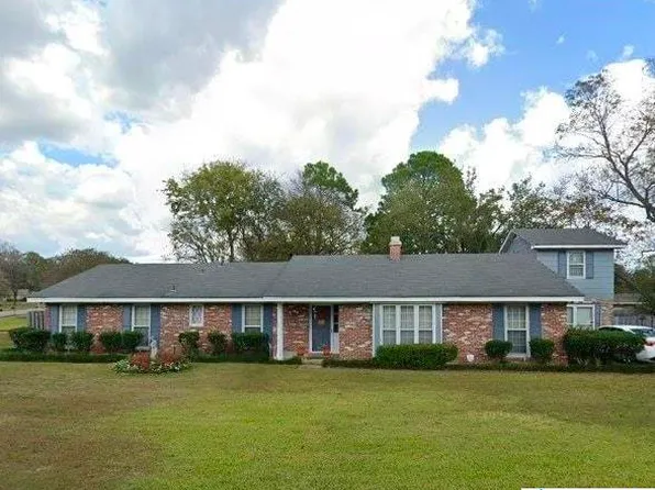 3581 Foxhall Dr, Montgomery, AL 36111