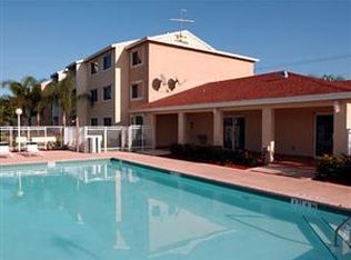 5851 Summerlake Dr APT 203, Davie, FL 33314