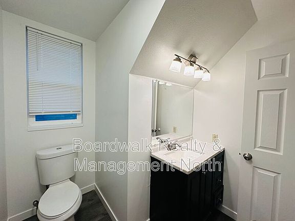 3rd image of 630 24th St