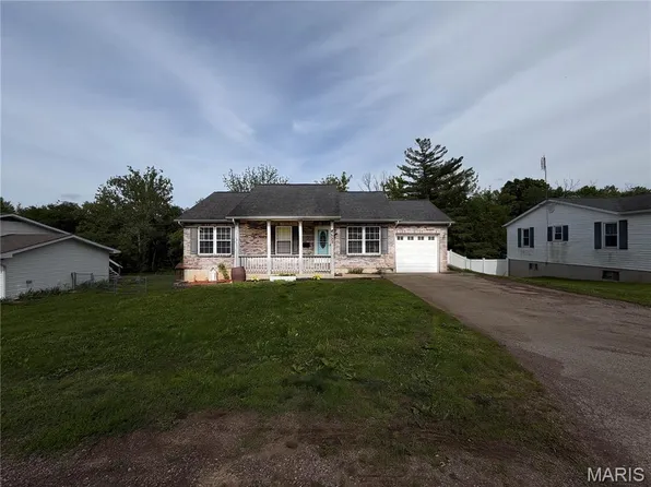 322 Young St, Bonne Terre, MO 63628