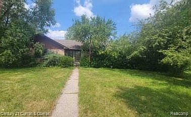 1st image of 37802 Bloomfield Dr