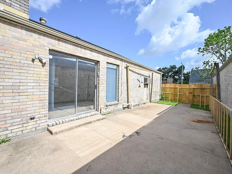 7735 Quail Meadow Dr — Photo 44