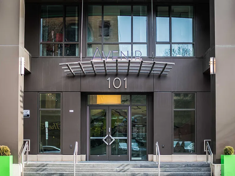 Avenir Apartments Entrance