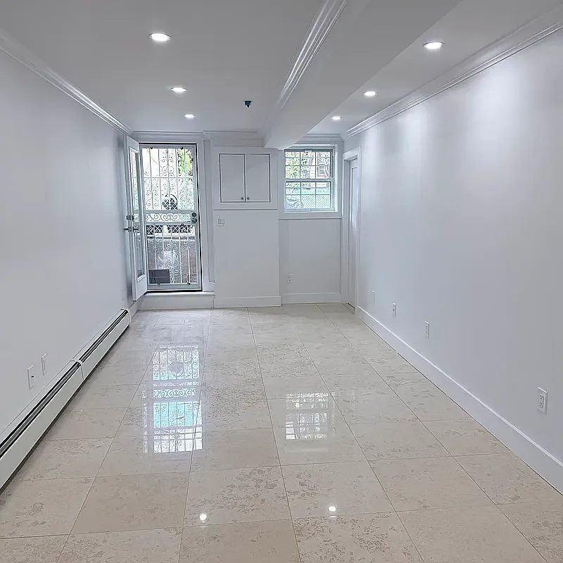 Building Photo - 31-46 44th St #1A