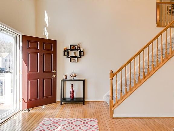 3rd image of 9533 Hungary Woods Dr