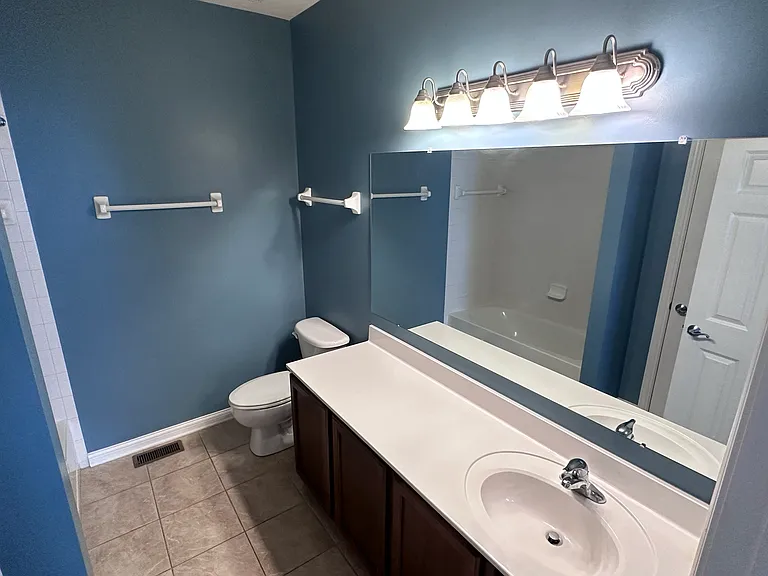 6010 Trumhall Ave — Photo 24