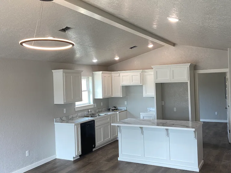 148 Precision Ln — Photo 3