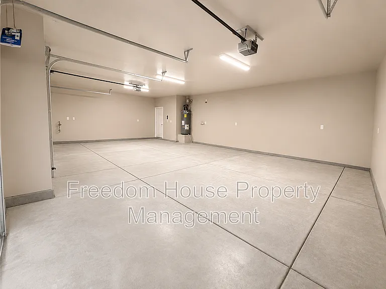 641 Intrepid St — Photo 20
