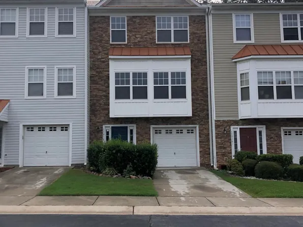 11918 Field Towne Ln, Raleigh, NC 27614