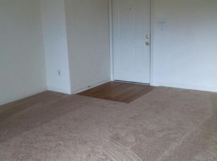 306 Blue Water Ct UNIT 303, Glen Burnie, MD