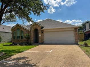 412 Golden Eagle Ln, Leander, TX 78641