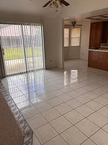 7170 Cloverleaf Way Photo 1