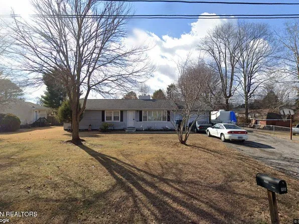 904 W Parkway Ave, Knoxville, TN 37912