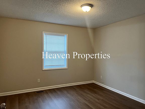 5th image of 454 8th Ave SE