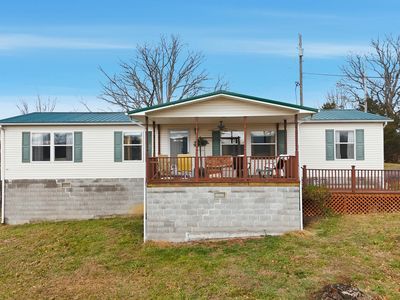 490 Courthouse Estates Dr, Castlewood, VA, 24224