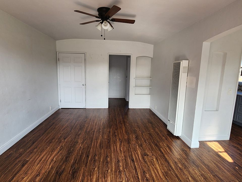 1st image of 1543 Elm Ave