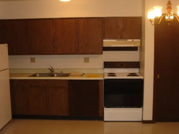 140 Athens St #9, Rio, WI 53960