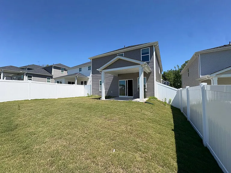 422 Yellowstone Trl — Photo 15