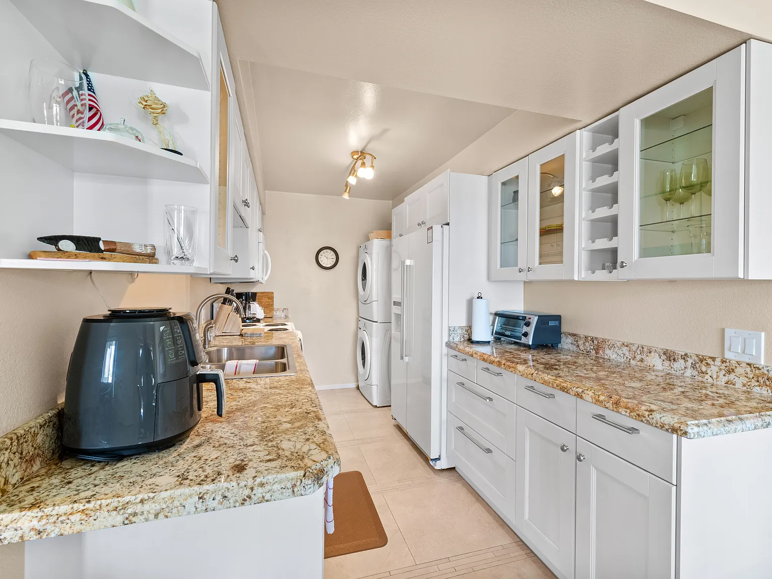 1 bed, 633 sqft, $1,795 — Photo 4