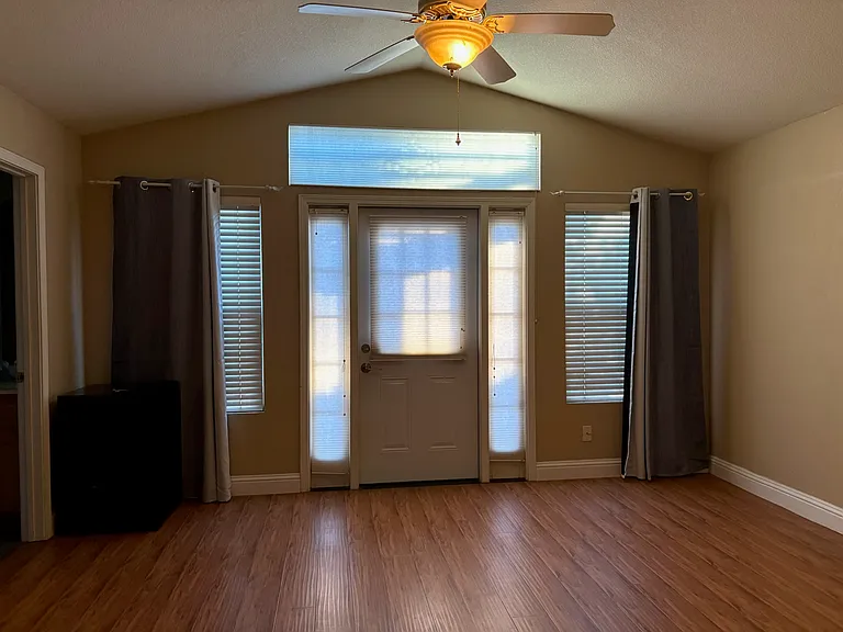 3910 Magnolia Hills Dr — Photo 7