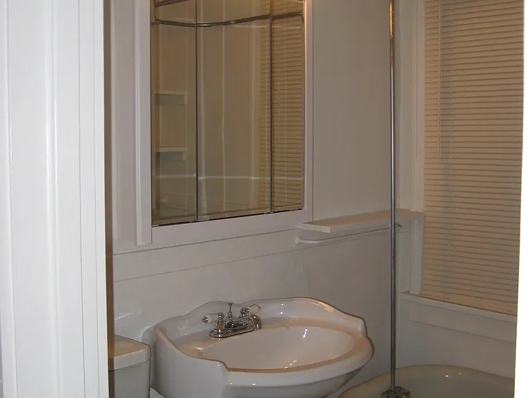 35 Lexington Pkwy S #32 — Photo 4
