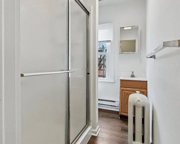 402 N Church St — Photo 14
