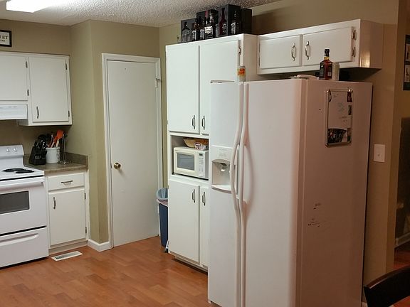 4th image of 78 Lakeland Ct