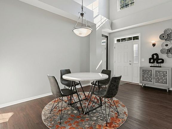3rd image of 15323 Foliage Ave