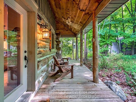 5th image of 968 Sumac Ln