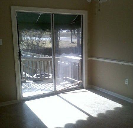 4th image of 73 Dehaven Dr
