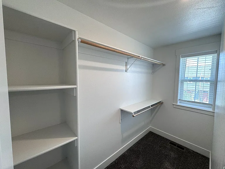 1678 Saint George Blvd — Photo 16