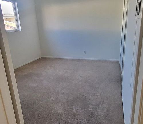 4th image of 812 S Glendale Ave #37