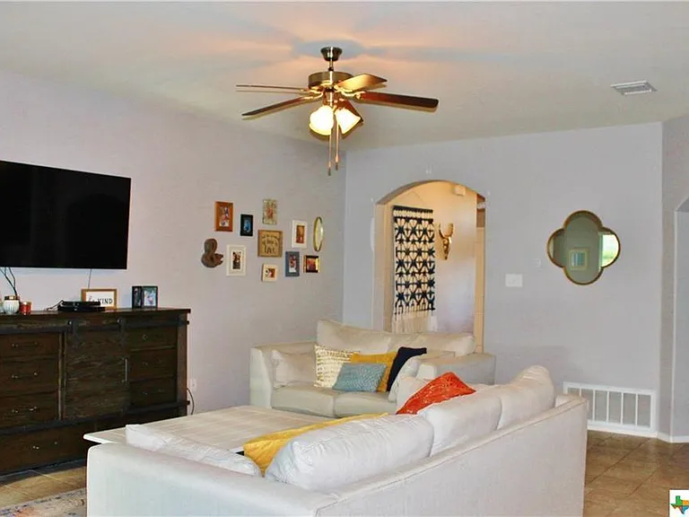 5322 Cicero Dr — Photo 5