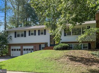 8327 Epinard Ct, Annandale, VA 22003