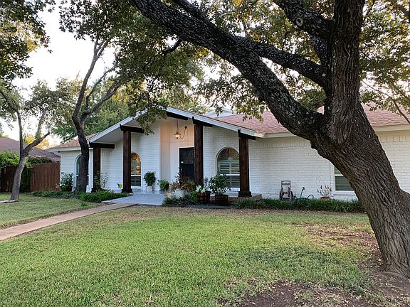 2nd image of 8713 Eagleview Ct