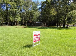 2595 Garden City Rd SW, Roxie, MS 39661