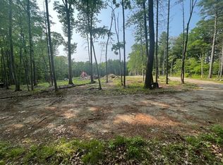 23 Lovett Rd, Oxford, MA 01540