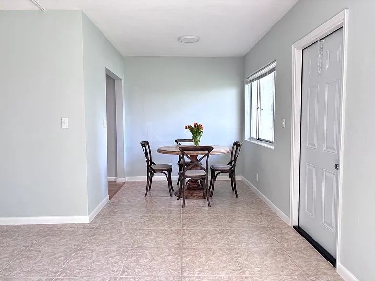 1950 Lake Osborne Dr #3 — Photo 9
