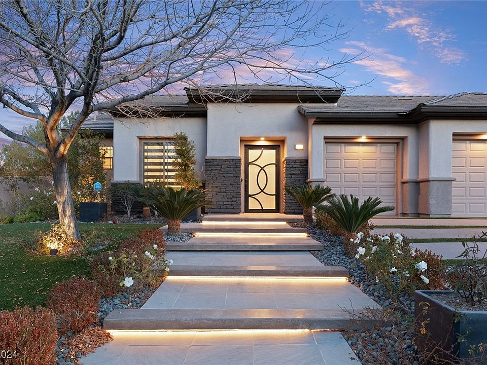 1st image of 40 Chalet Hills Ter