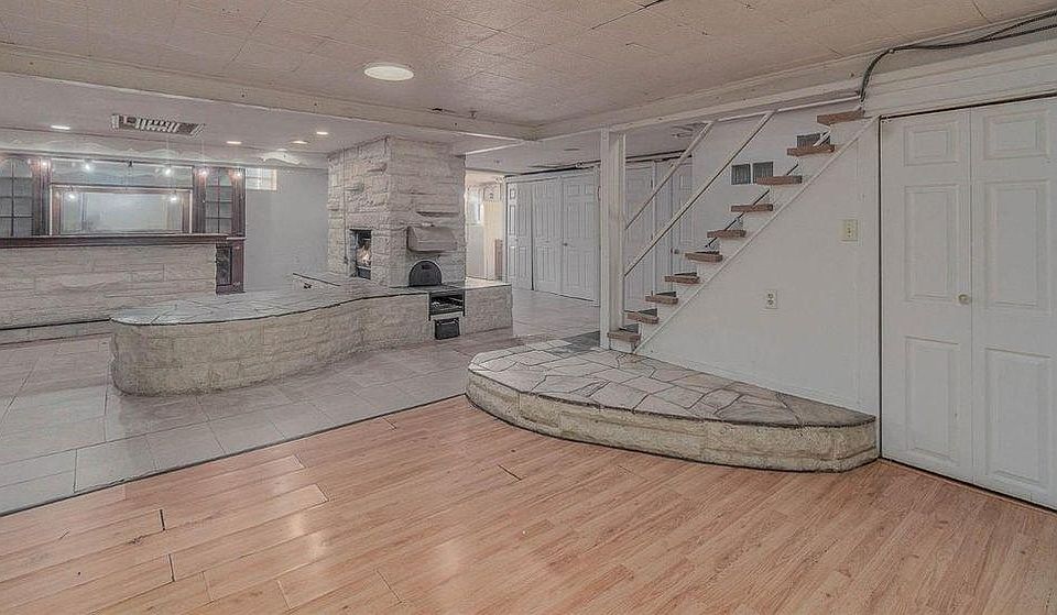 Living Room and Bar Area